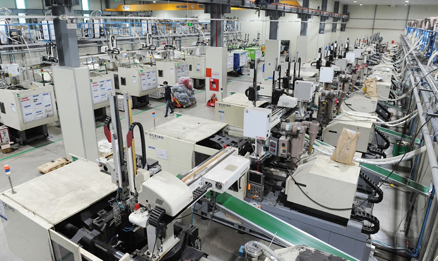 Xưởng sản xuất ở Công ty TNHH Alpha Green Tech Vina, KCN Hòa Phú (Hiệp Hòa).